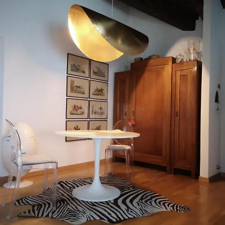 Appartement Romantik, Charming House *