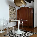 Romantik, Charming House Apartment *